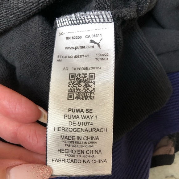 Puma black semi crop sweatshirt athletic wear v neck black L - Picture 6 of 7